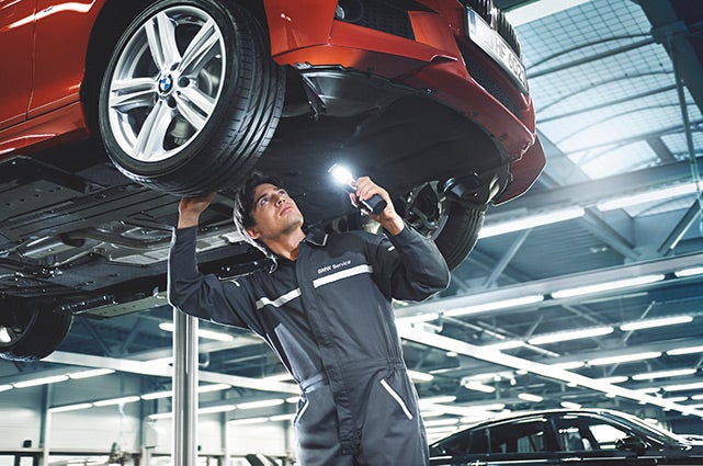 Schedule Service Appointment at BMW of Bloomfield Hills in Bloomfield Hills MI