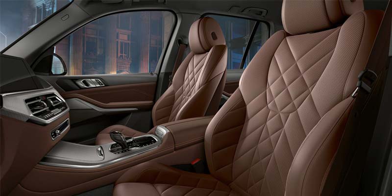 2023 BMW X5 Interior - BMW Comfort Access